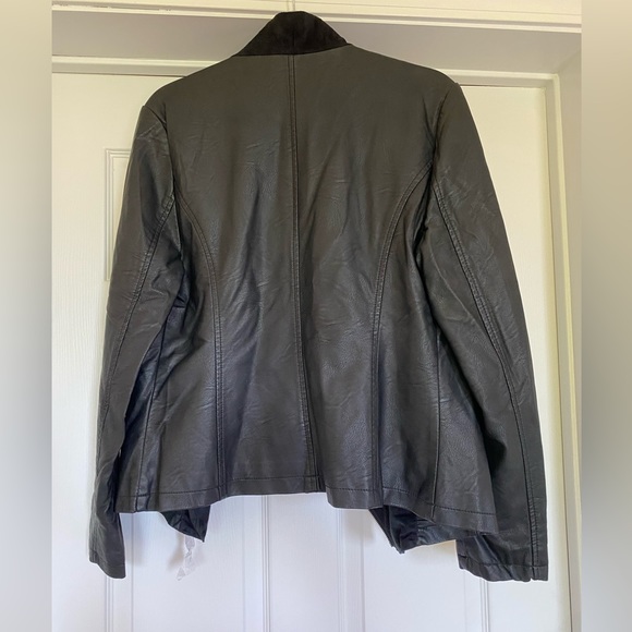 NWT JustFab Black Faux Leather & Suede Jacket - Picture 4 of 14